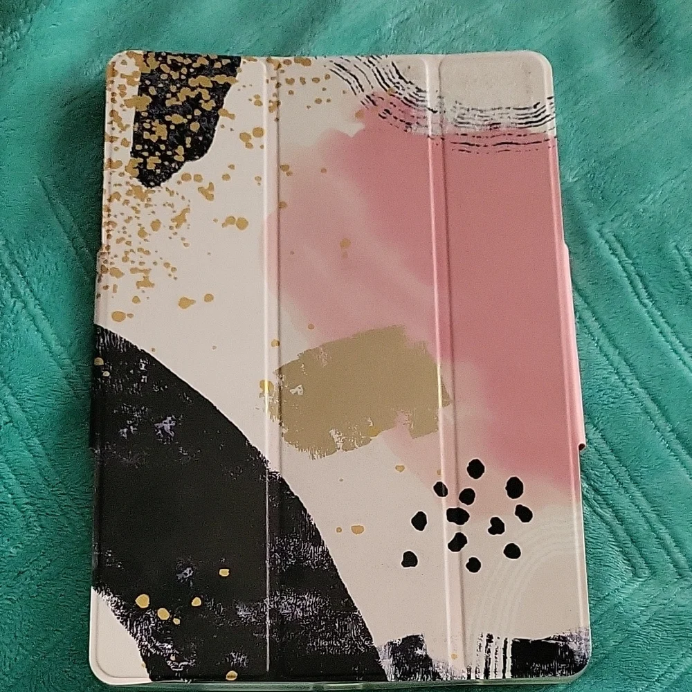 HEYDAY NWOT Multicolor Tablet Case
